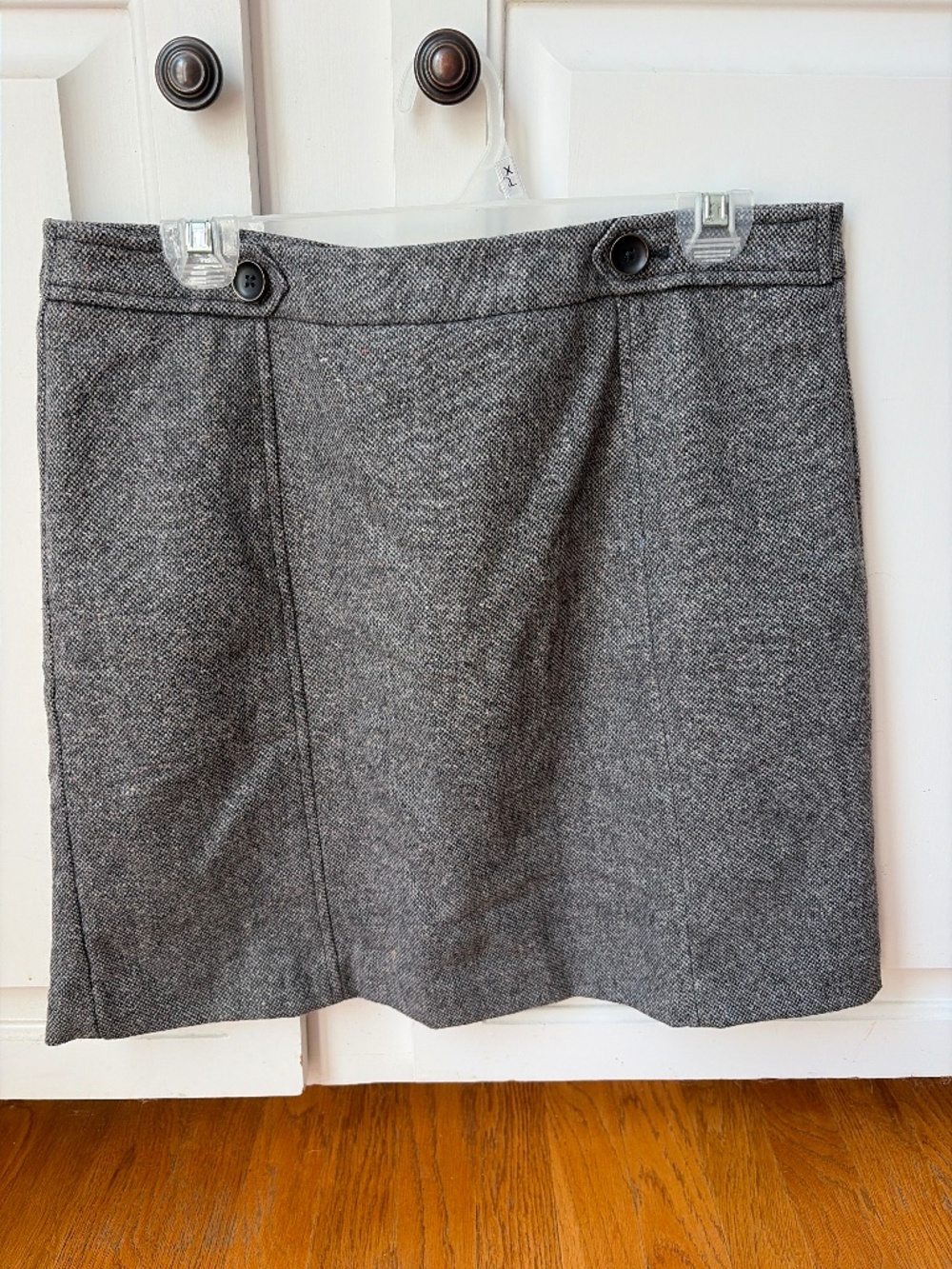 Grey pattern skirt Loft